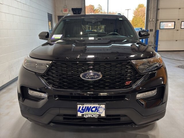 2023 Ford Explorer in Burlington, WI 53105 - 18104715 8