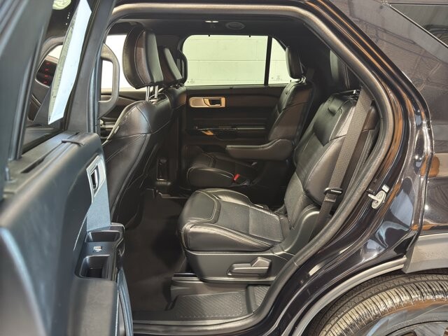 2023 Ford Explorer in Burlington, WI 53105 - 18104715 10