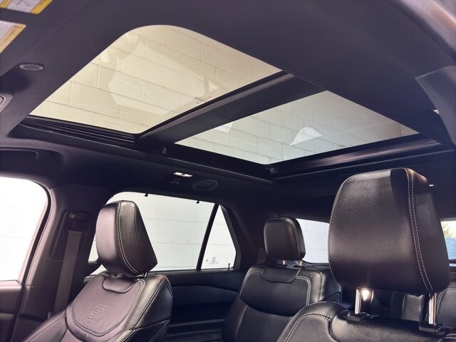 2023 Ford Explorer in Burlington, WI 53105 - 18104715 39