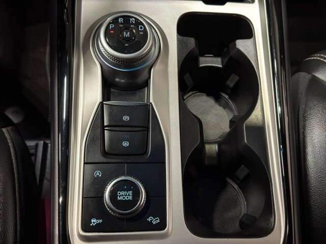 2022 Ford Explorer in Burlington, WI 53105 - 18104716 33