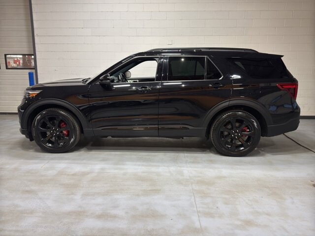 2022 Ford Explorer in Burlington, WI 53105 - 18104716 2