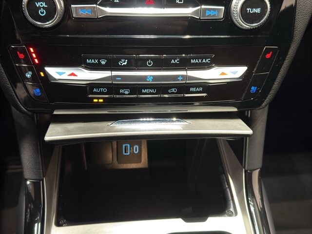 2022 Ford Explorer in Burlington, WI 53105 - 18104716 32