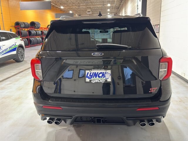2022 Ford Explorer in Burlington, WI 53105 - 18104716 4