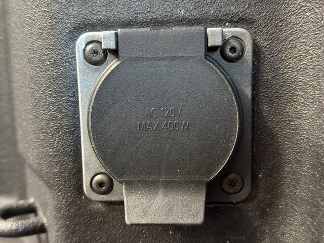 2025 GMC Sierra 2500 in Burlington, WI 53105 - 18104719 25