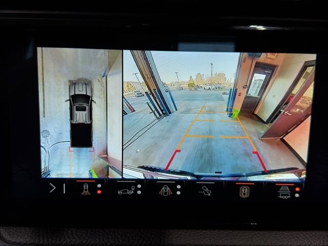 2025 GMC Sierra 2500 in Burlington, WI 53105 - 18104719 33