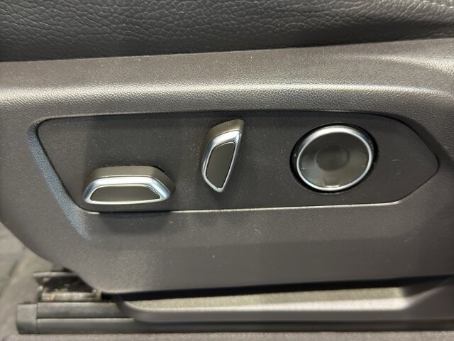 2025 GMC Sierra 2500 in Burlington, WI 53105 - 18104719 19