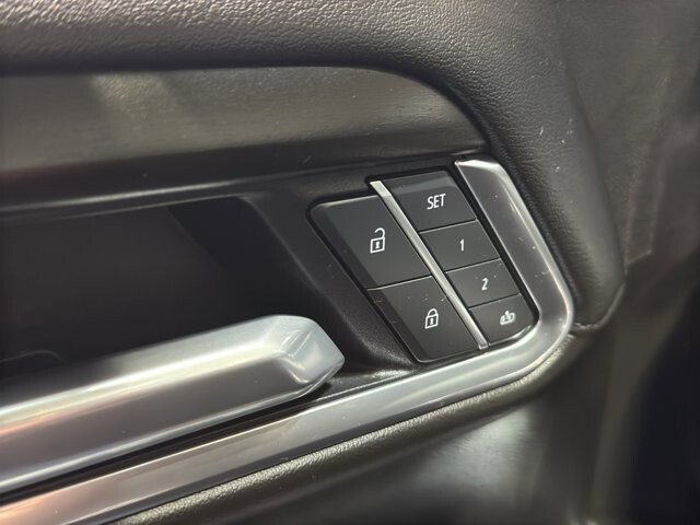 2025 GMC Sierra 2500 in Burlington, WI 53105 - 18104719 38