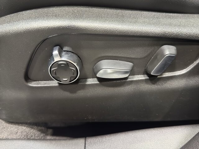 2024 Cadillac XT4 in Burlington, WI 53105 - 18104720 15