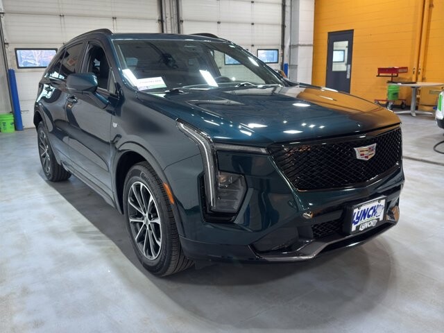 2024 Cadillac XT4 in Burlington, WI 53105 - 18104720 7