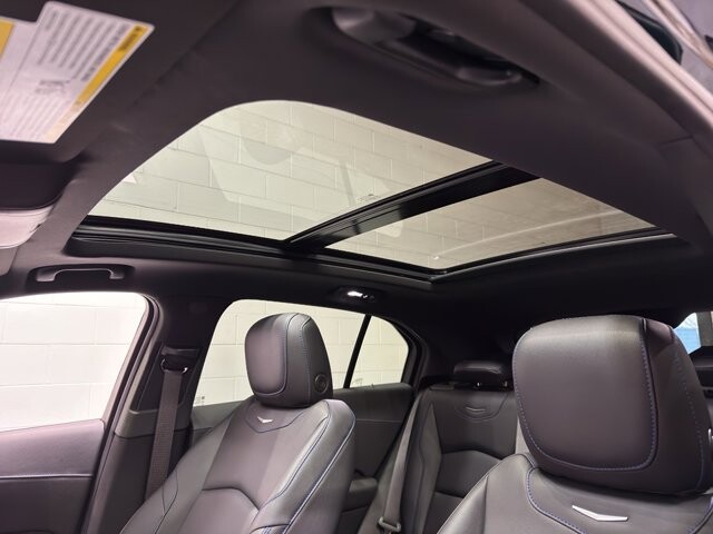 2024 Cadillac XT4 in Burlington, WI 53105 - 18104720 36