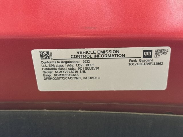 2022 Chevrolet Malibu in Burlington, WI 53105 - 18104722 30