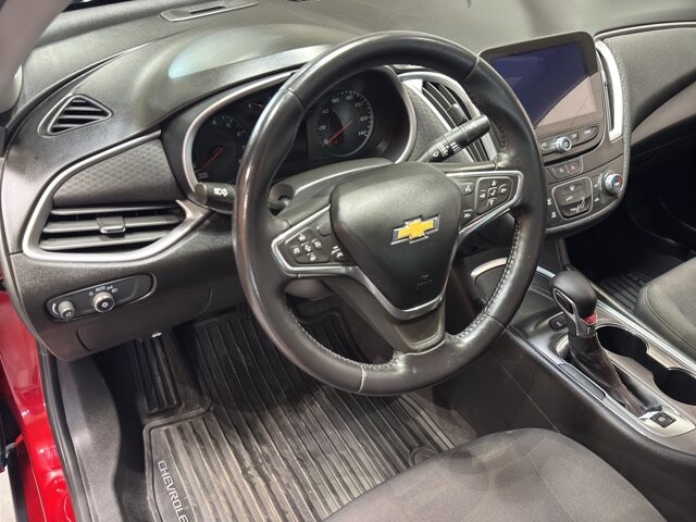 2022 Chevrolet Malibu in Burlington, WI 53105 - 18104722 15