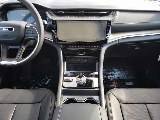 2026 Jeep Grand Cherokee L in Bedford, OH 44146 - 18104734 9