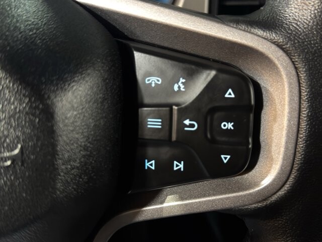 2025 Ford Bronco in Burlington, WI 53105 - 18104743 24