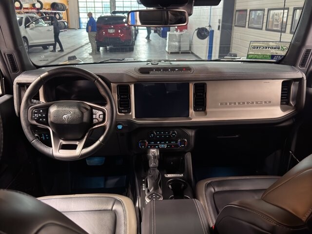 2025 Ford Bronco in Burlington, WI 53105 - 18104743 13