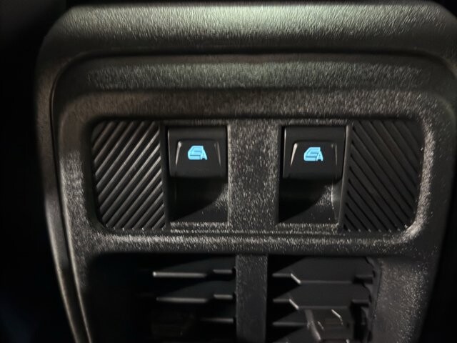 2025 Ford Bronco in Burlington, WI 53105 - 18104743 12