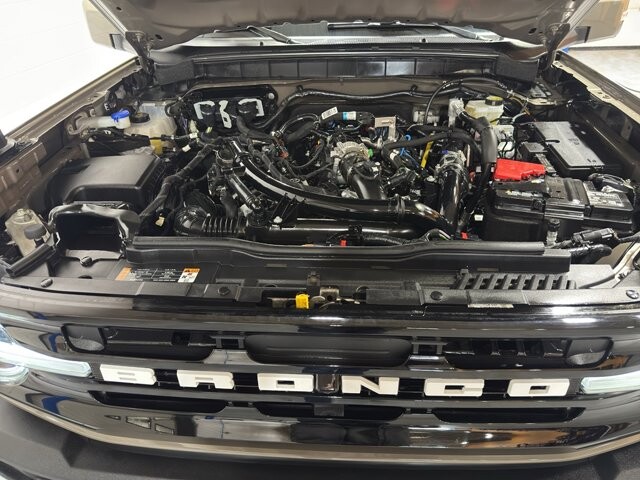 2025 Ford Bronco in Burlington, WI 53105 - 18104743 33