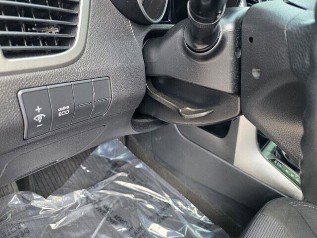 2016 Hyundai Elantra in Mesa, AZ 85212 - 18104745 17