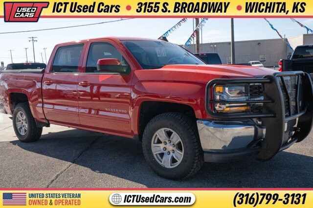 2018 Chevrolet Silverado 1500 in Wichita, KS 67216 - 18104748 6