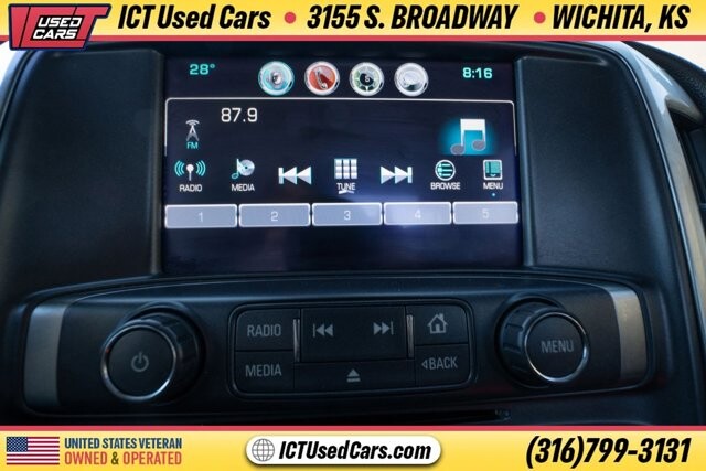 2018 Chevrolet Silverado 1500 in Wichita, KS 67216 - 18104748 8