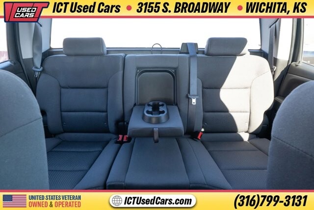 2018 Chevrolet Silverado 1500 in Wichita, KS 67216 - 18104748 13