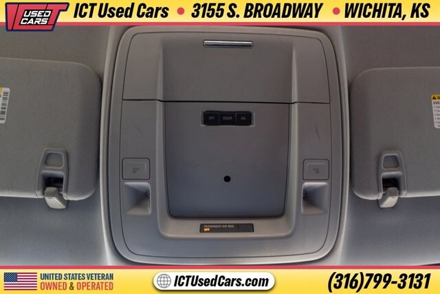 2018 Chevrolet Silverado 1500 in Wichita, KS 67216 - 18104748 10