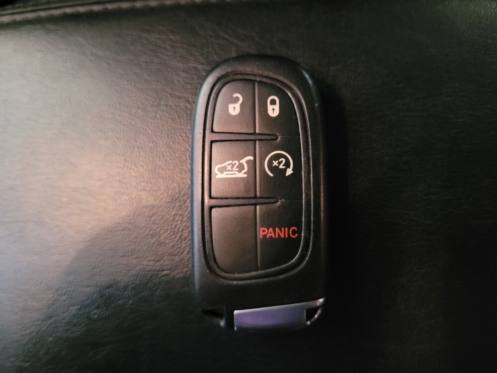 2018 Jeep Cherokee in El Cajon, CA 92020 - 18104755 32