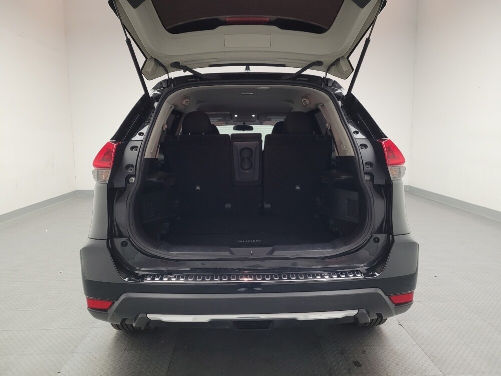 2018 Nissan Rogue in Riverside, CA 92504 - 18104756 29