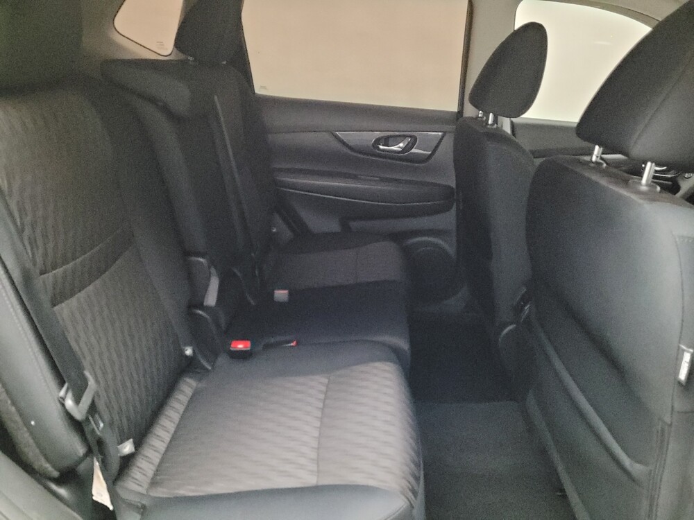 2018 Nissan Rogue in Riverside, CA 92504 - 18104756 19