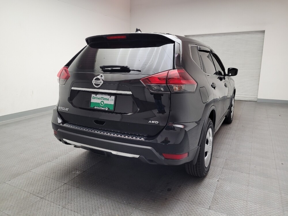 2018 Nissan Rogue in Riverside, CA 92504 - 18104756 7