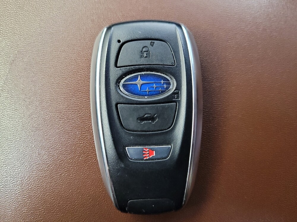 2019 Subaru Ascent in Riverside, CA 92504 - 18104757 32