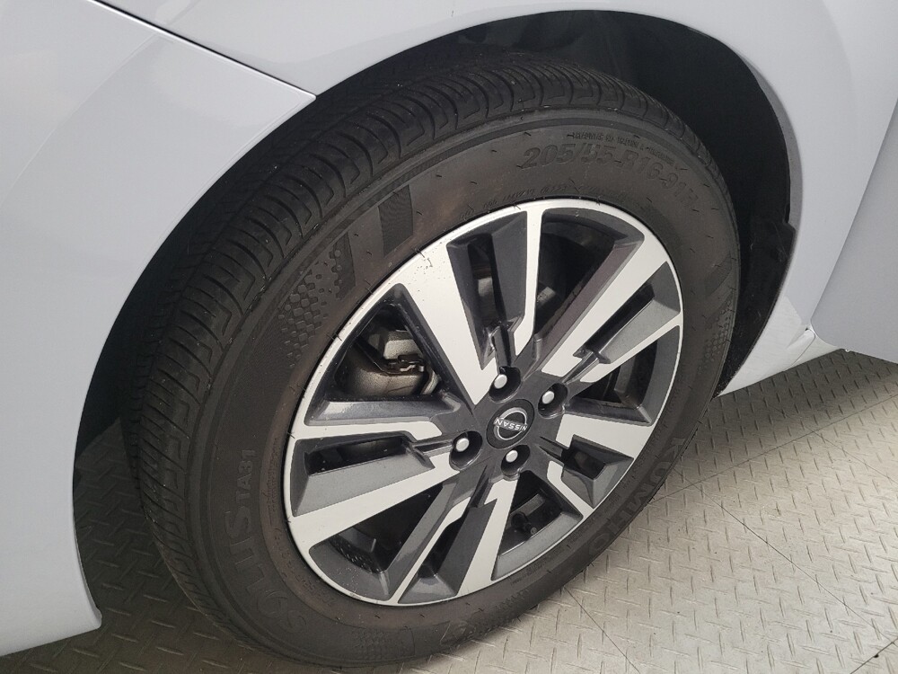 2024 Nissan Versa in Montclair, CA 91763 - 18104765 31