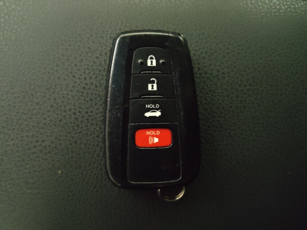 2019 Toyota Camry in Birmingham, AL 35215 - 18104788 32