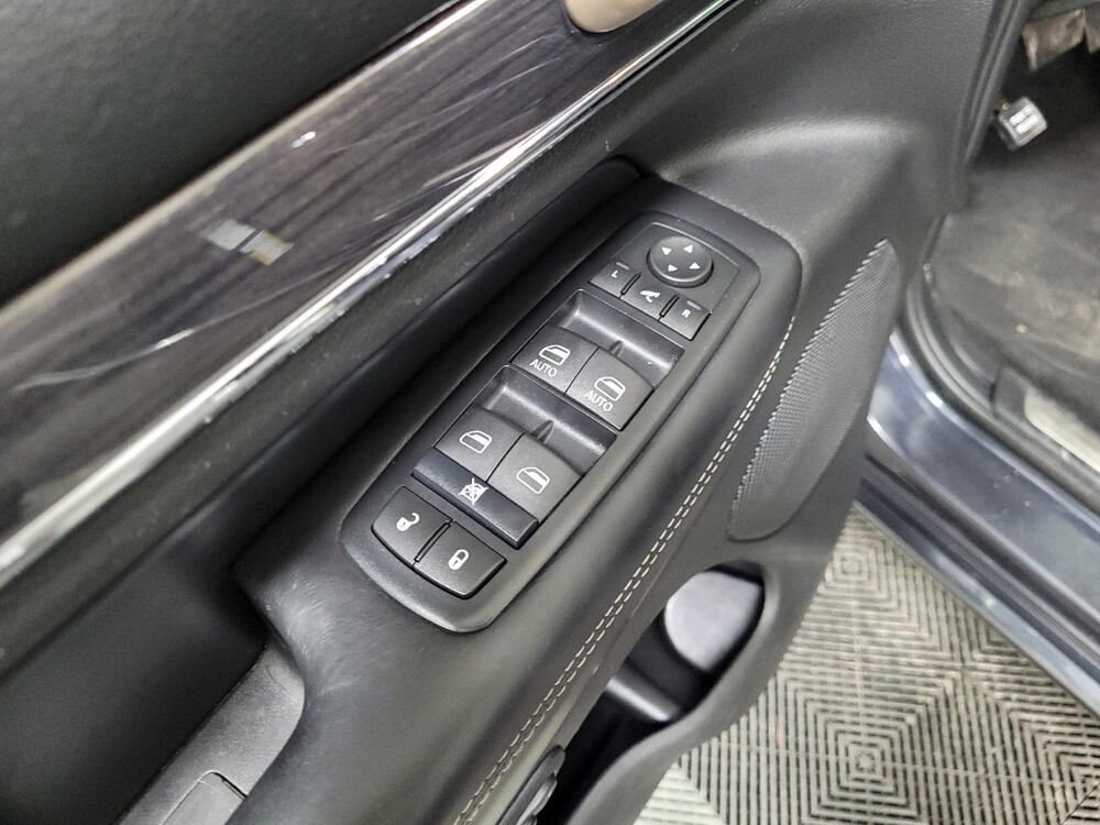 2015 Jeep Grand Cherokee in Pittsburgh, PA 15236 - 18104791 27