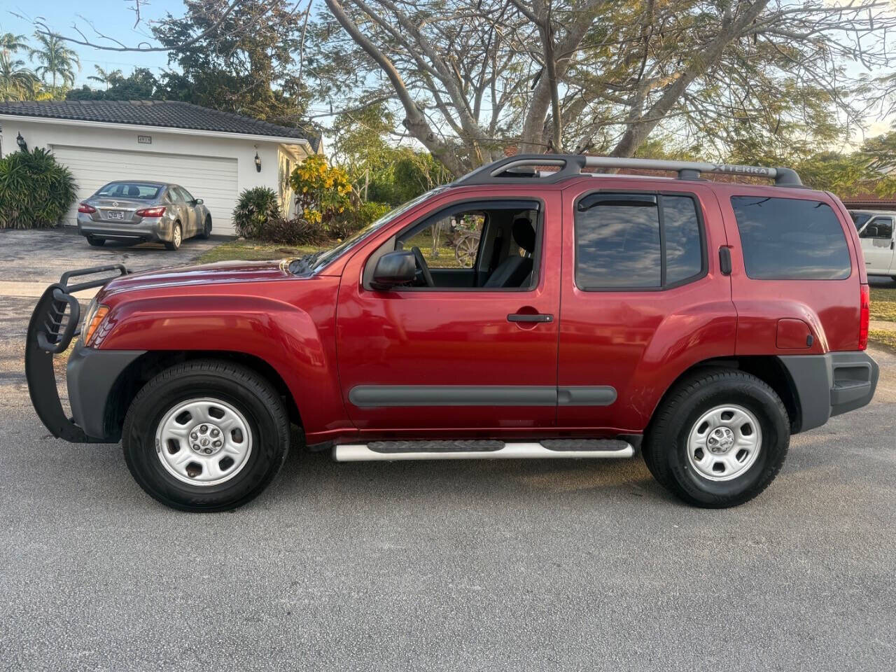 2014 Nissan Xterra in Hollywood, FL 33023-1906 - 18104807 3