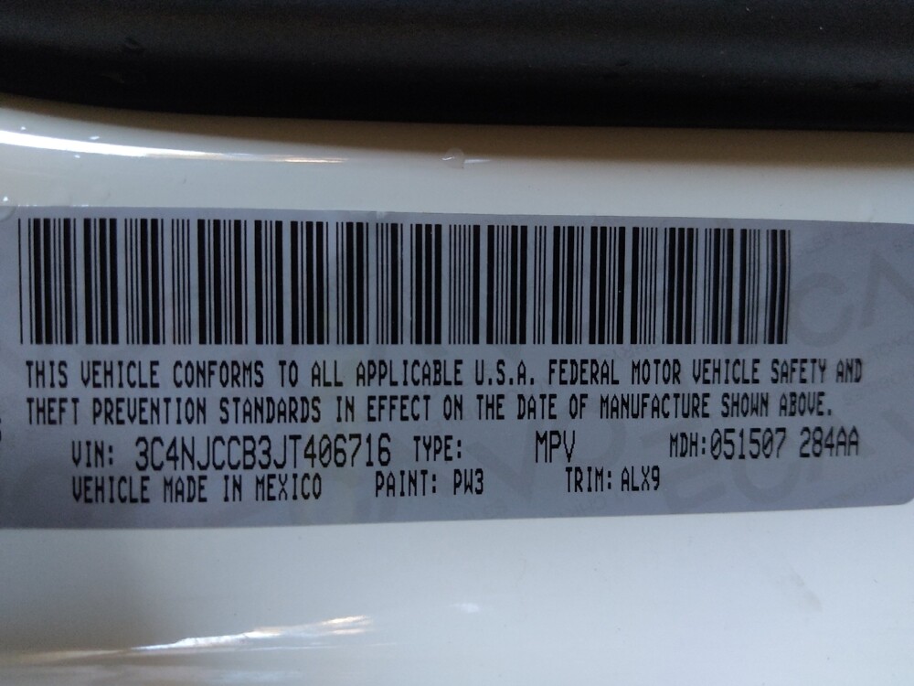 2018 Jeep Compass in Clearwater, FL 33764 - 18104839 33