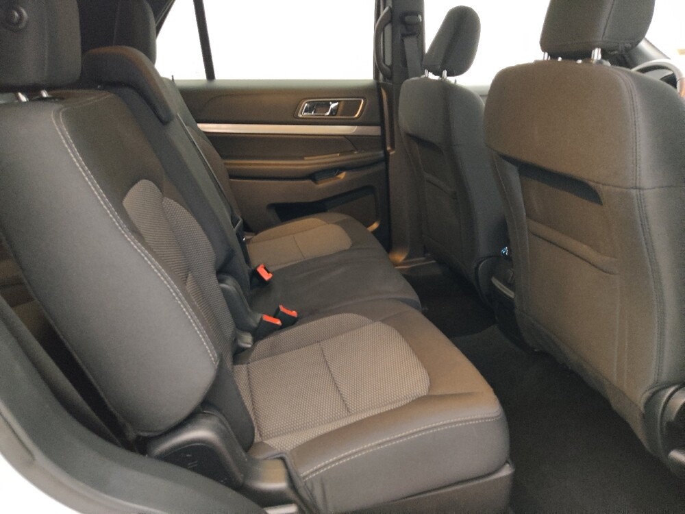 2019 Ford Explorer in Tallahassee, FL 32304 - 18104843 19