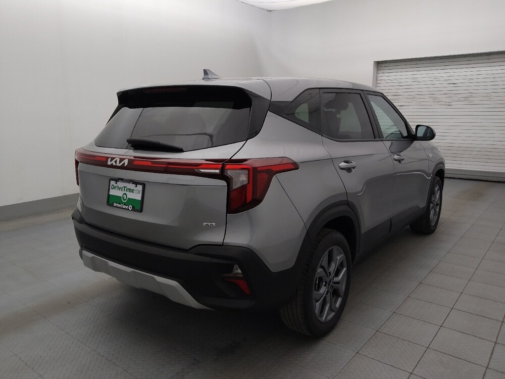 2025 Kia Seltos in Clearwater, FL 33764 - 18104845 9