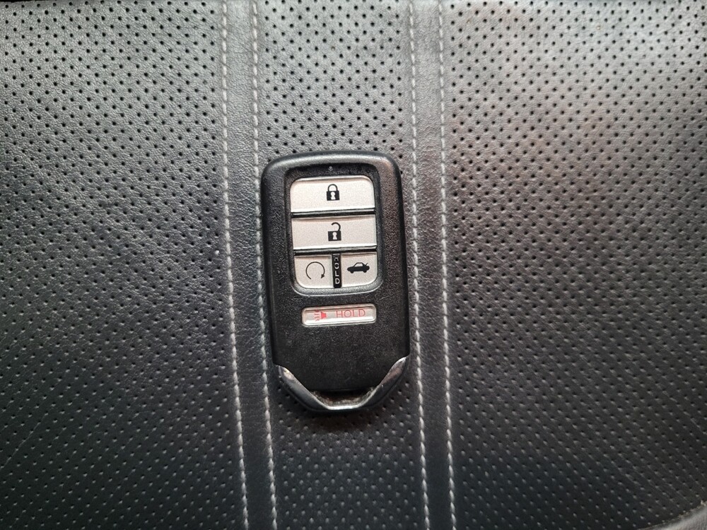 2019 Honda Insight in Las Vegas, NV 89102 - 18104851 32