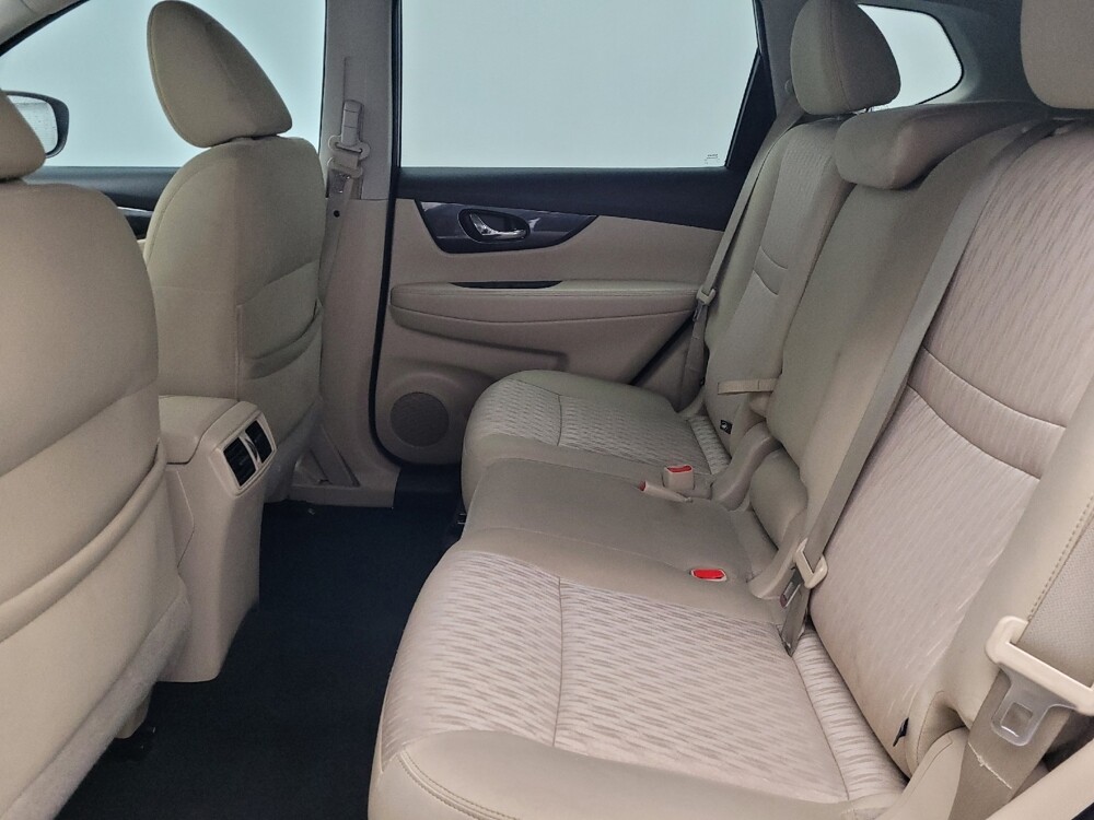 2017 Nissan Rogue in Greenville, NC 27834 - 18104861 18