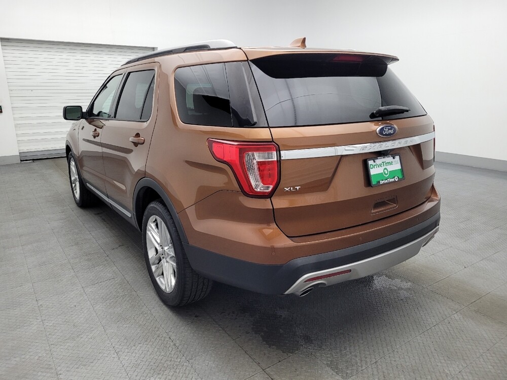 2017 Ford Explorer in Jacksonville, FL 32210 - 18104883 5