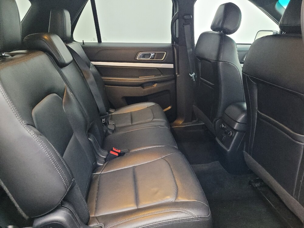 2017 Ford Explorer in Jacksonville, FL 32210 - 18104883 19