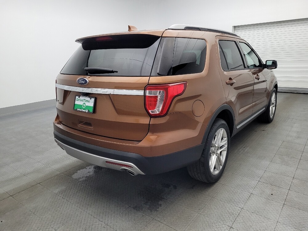 2017 Ford Explorer in Jacksonville, FL 32210 - 18104883 9
