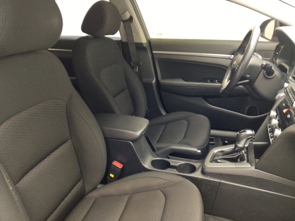 2019 Hyundai Elantra in Pensacola, FL 32505 - 18104891 21
