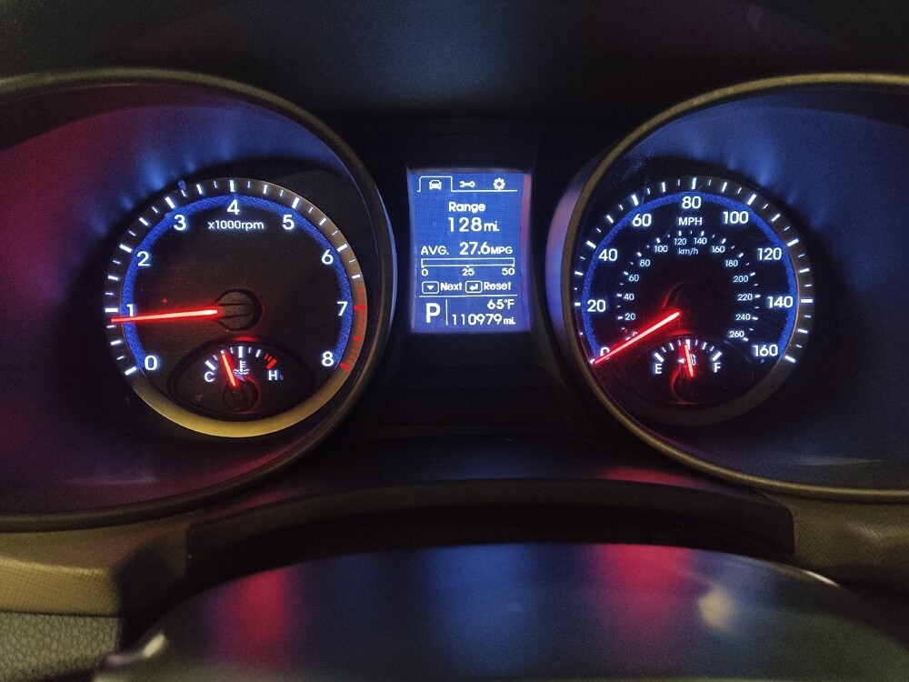 2015 Hyundai Santa Fe in Morrow, GA 30260 - 18104894 23