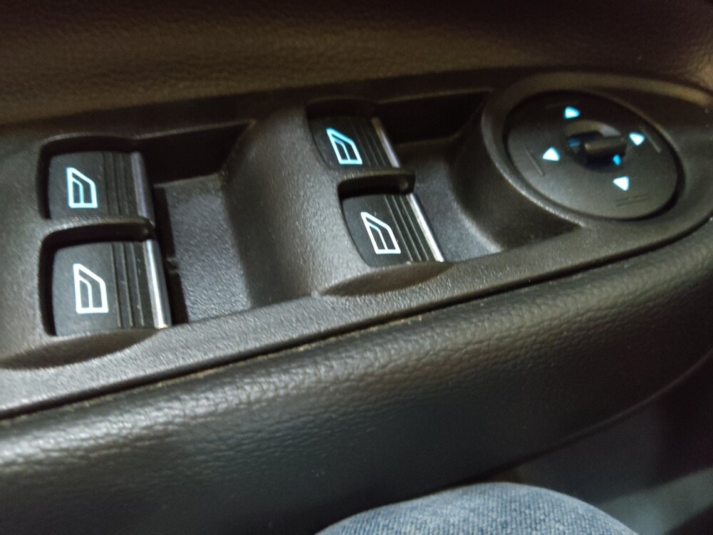 2017 Ford Escape in Conway, SC 29526 - 18104900 27