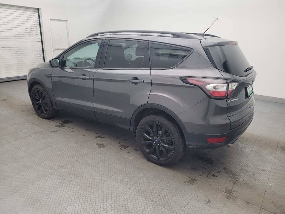 2017 Ford Escape in Conway, SC 29526 - 18104900 3