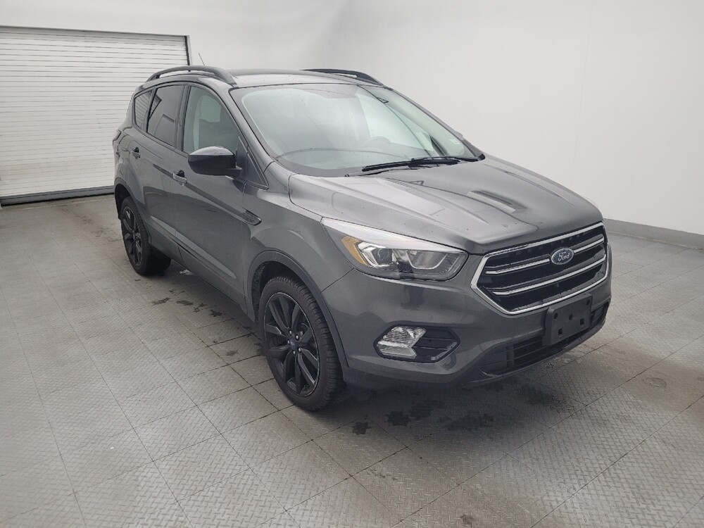 2017 Ford Escape in Conway, SC 29526 - 18104900 13