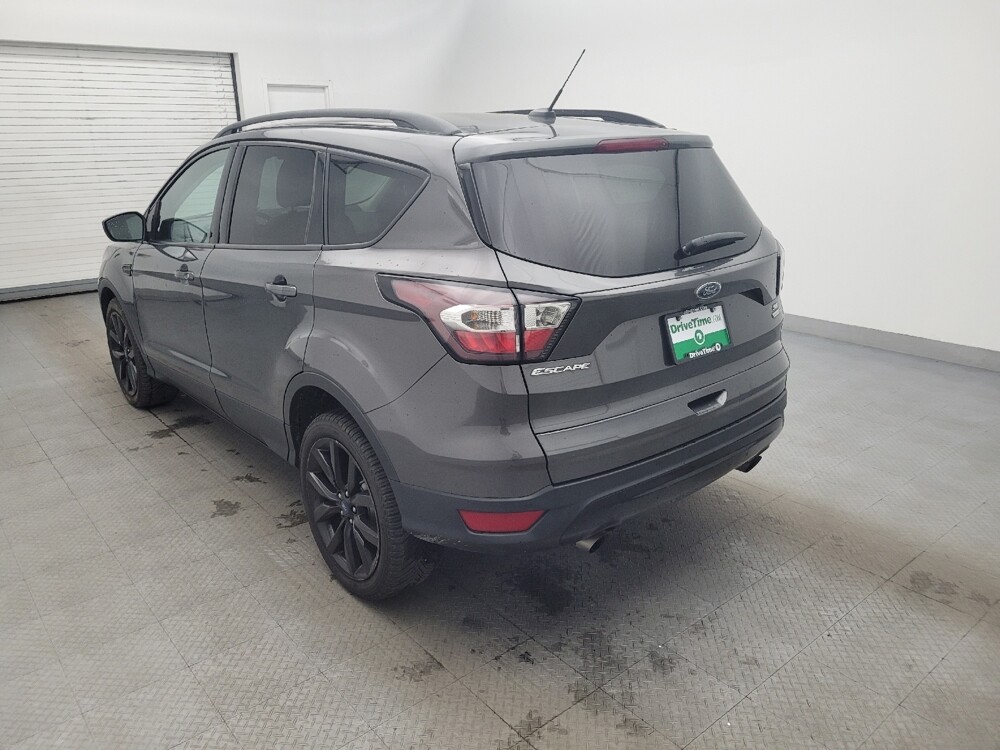 2017 Ford Escape in Conway, SC 29526 - 18104900 5