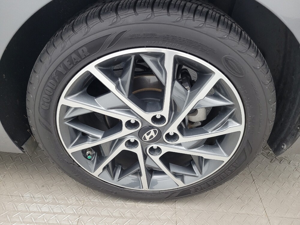 2019 Hyundai Elantra in Raleigh, NC 27604 - 18104918 31